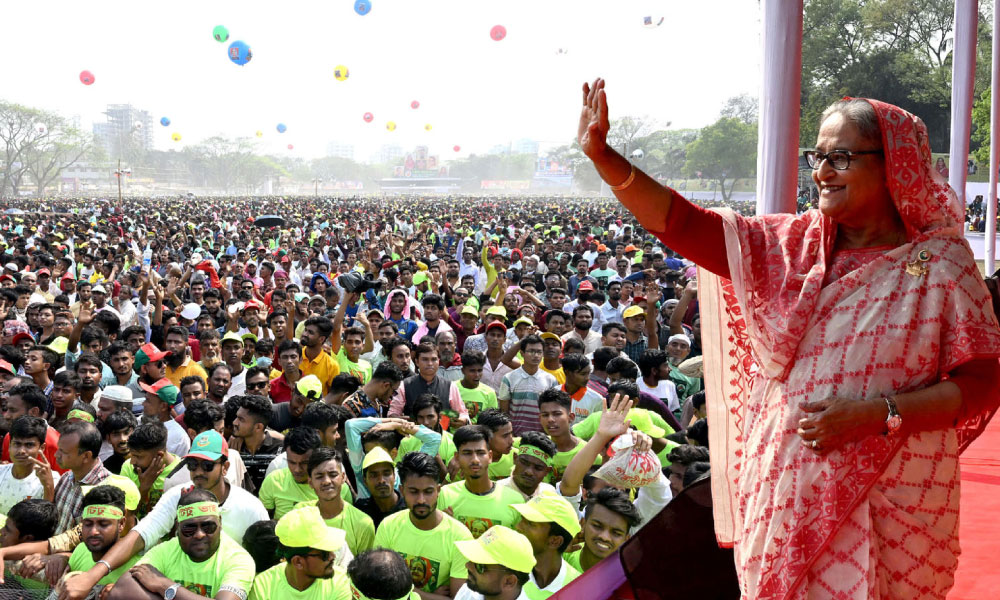 We will have to free the people of #Bangladesh from the grip of #poverty, provide houses to homeless people, ensure healthcare and education for them, and provide them with an improved life: HPM #SheikhHasina at #Mymensingh rally yesterday. 👉albd.org/articles/news/… #AwamiLeague