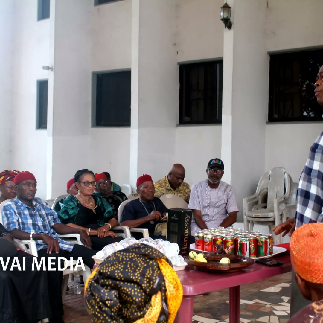 AbiaAvai's tweet photo. Attraction and Citing of Federal College of Science and Technology: Ofeme Leaders Pay thank you visit to Ikechi Emenike..
This is a sign of Many New Things to come in Abia...
#AVAIMEDIA
High Power Delegation of the good people of Ofeme paid a thank you visit to https://t.co/OQQJEWzsZY