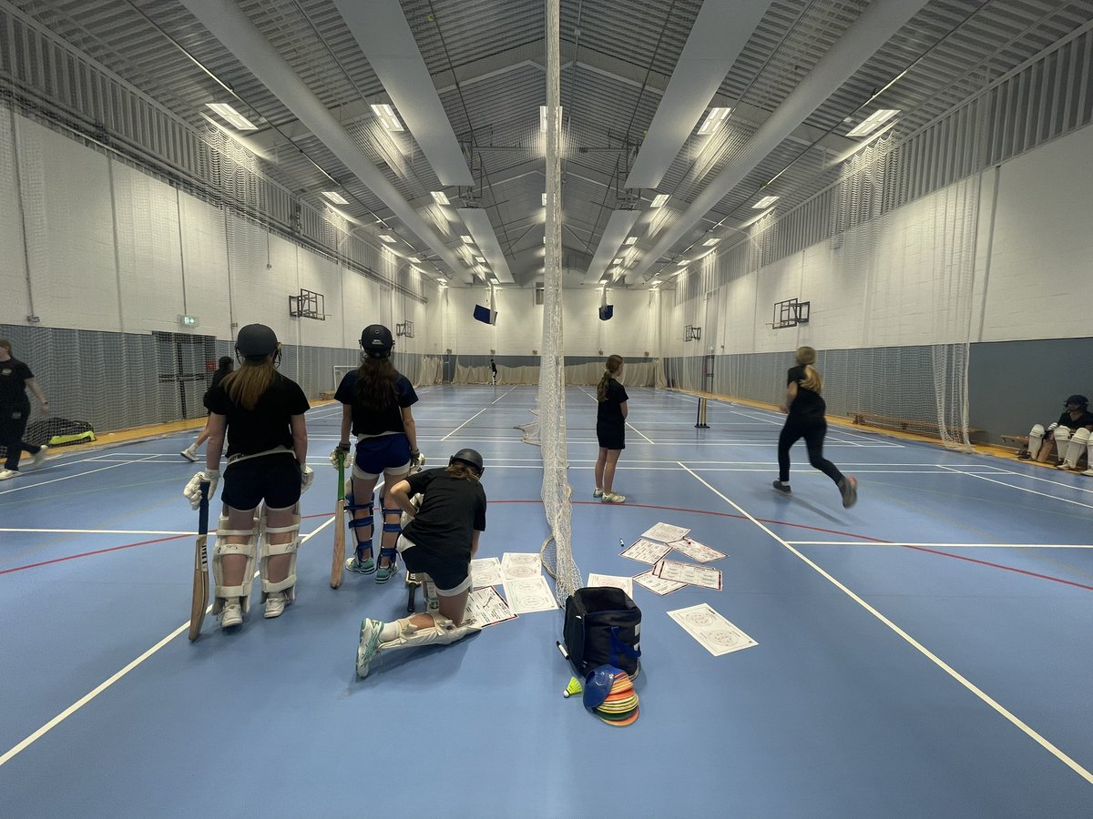 Both U15’s squads tested their skills today in #Cricket #Bingo providing a safe environment for the girls to experiment and also fail without fear. Celebrating success as a group.
Creating the best possible opportunities to #Grow and #develop #WeGotGame #GirlsInSport #GoGloss