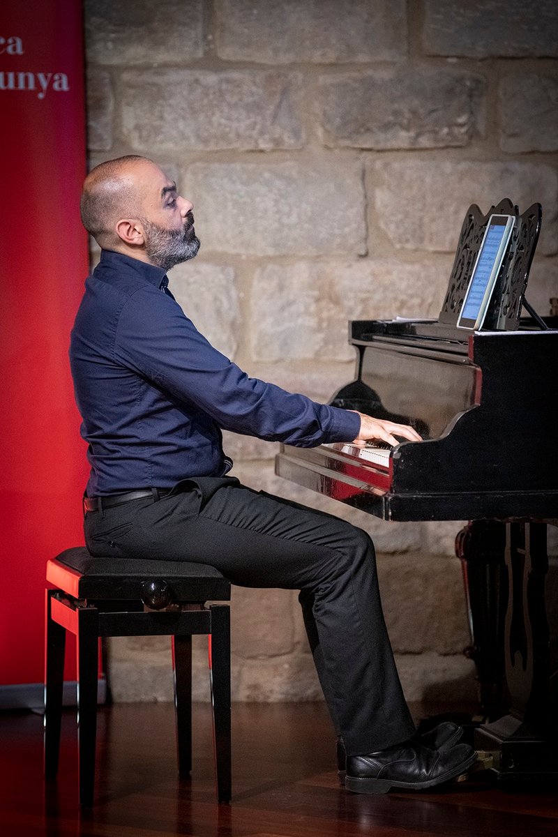 The collaboration between singer and pianist is essential in Art song interpretation. We are a team working together to enhance the poem's meaning. This is why singers and pianists work together at the BFOS to comprehend and communicate the depth of the poetic message.