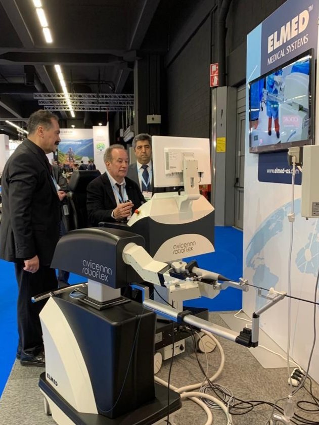 elmedmedical's tweet photo. What is the significance of Avicenna?
✅ Avicenna Roboflex extends the life of the flexible ureteroscope.
✅ Avicenna Roboflex keeps the doctor out of the radiation field.
Let's say "Why do it manually, when you can Avicenna Roboflex?"
#EAU23 #uroweb #furlas #roboticurology https://t.co/o2CIxh7zUO