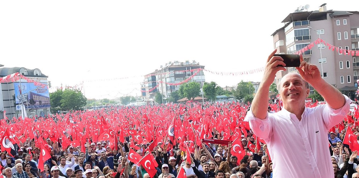 🗣 Muharrem İnce: 

"Daha 60 gün süre var. Niye baştan beni bir yere yamamaya çalışıyorlar? Hiç telaşa gerek yok. Yapalım kampanyamızı, belki ben 1. olacağım. Duruma göre bakarız. Türkiye'nin aleyhine hiçbir şey yapmam."