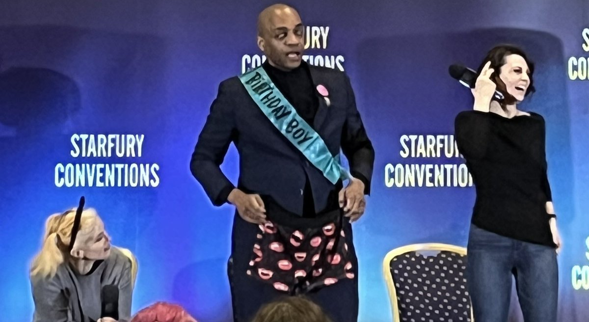 Birthday gift of Vampire underwear for Rick from @LeahCairns #CR6 #Crossroads6 #RickWorthy