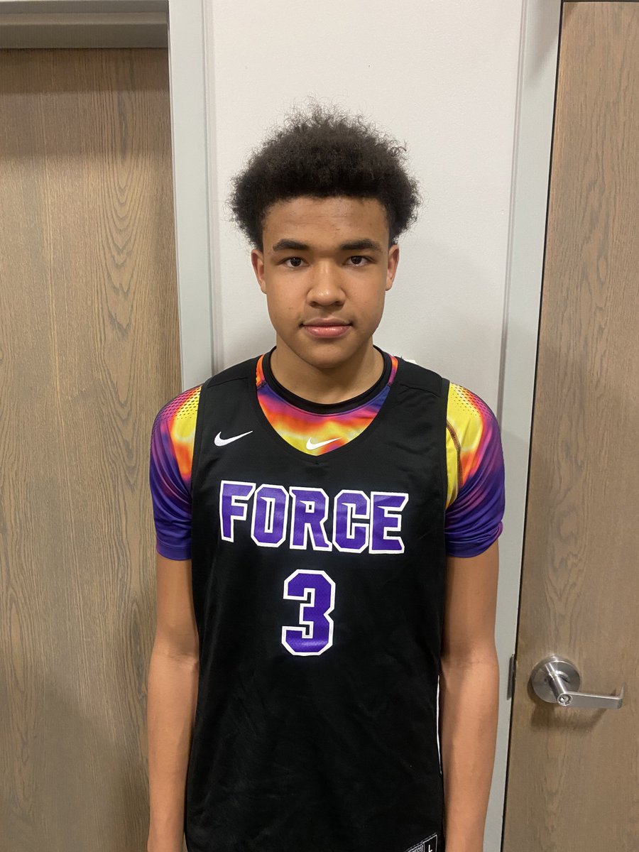 big73miller's tweet photo. Highlights 

2027
Demarion Lee
6’2  | Guard |
Team : Next Page Force 
Stats: 
16pts vs Oklahoma PWP 2027
16pts TMT Boom City 2027
14pts Dallas Mustangs 2027

@Next_PageForce @showtimemar6 @missblondie34 @JLee2023 @k_sutherlandAR @CrunkdOutEnt @Ani_Umana  @SirJrLee10 https://t.co/QoE5OQBlu1