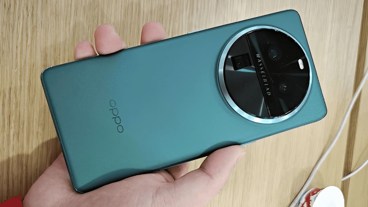 CeotechI's tweet image. OPPO Find X6 Pro mostra il design della splendida back cover
#Cameraphone #Design #FindX6Pro #Flagship #IceUniverse #Notizie #Novità #Oppo #OPPOFindX6 #OPPOFindX6Pro #Smartphone #Tech #TechNews #Tecnologia #Telefonia #TopDiGamma

ceotech.it/oppo-find-x6-p…