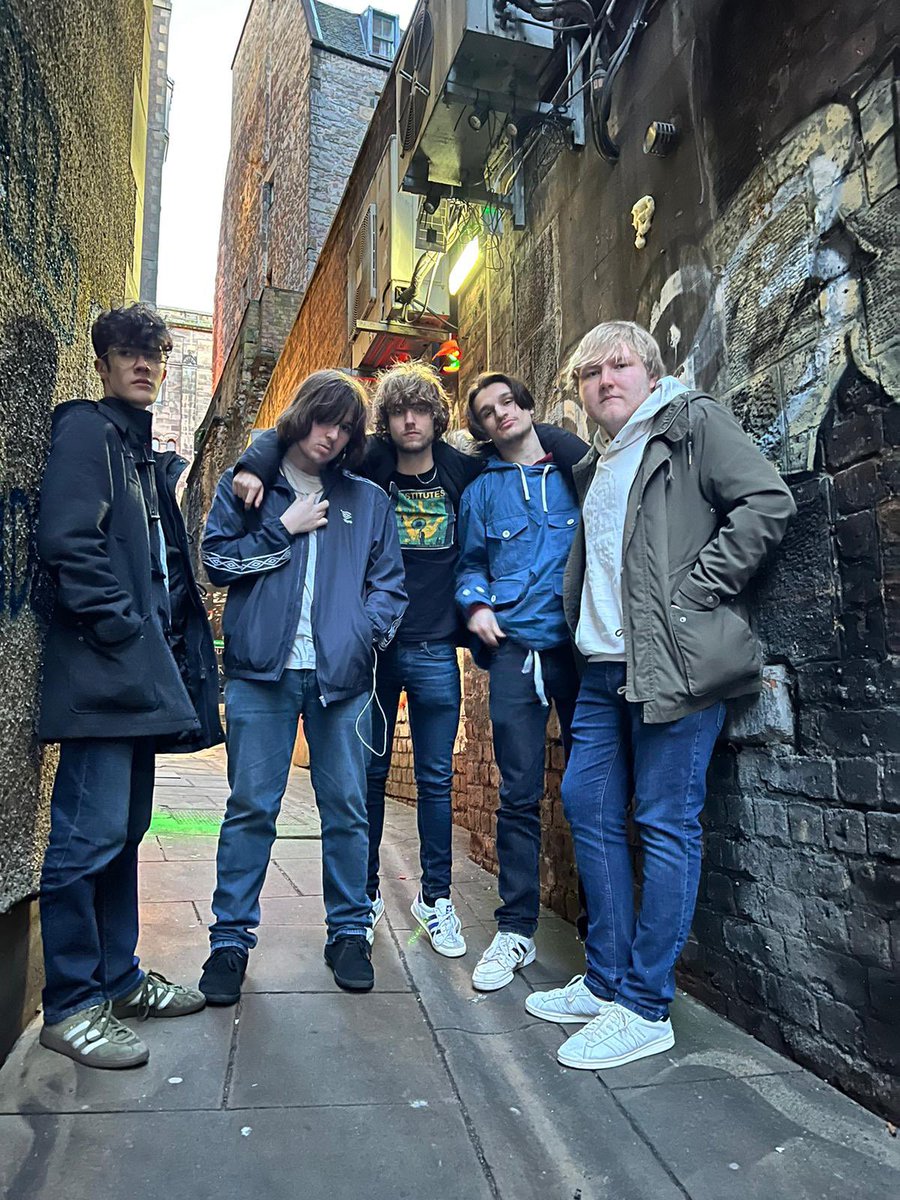 marseilleband's tweet image. On our way back home from Scotland, and what a fucking time we've had! we can't wait to come back for round 2, thanks so much to @VioletEyePR for getting us the shows up there and shout out to @mlearymusic and @UsualAffairs for being such great support acts! See you all soon x