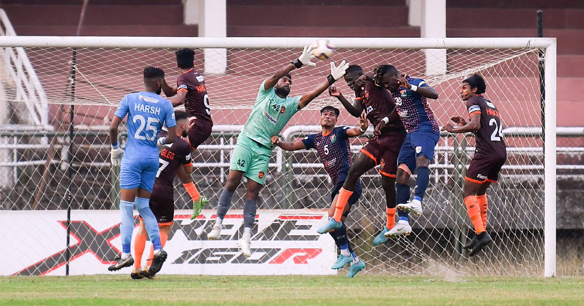GokulamKeralaFC's tweet photo. Shibin Raj's saves are a work of art. 🎨⚽

#GKFC #Malabarians #ILeague️ https://t.co/g6xr1ovjUf
