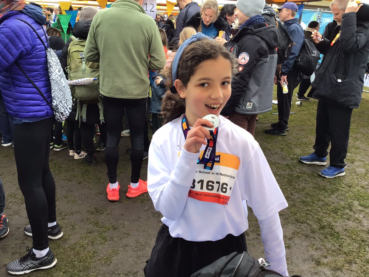 BSNJSL's tweet photo. Our 2.5km runners also did a great job at the CPC run! #runbsnrun @CPCLoopDenHaag https://t.co/ykOpS0LK5k