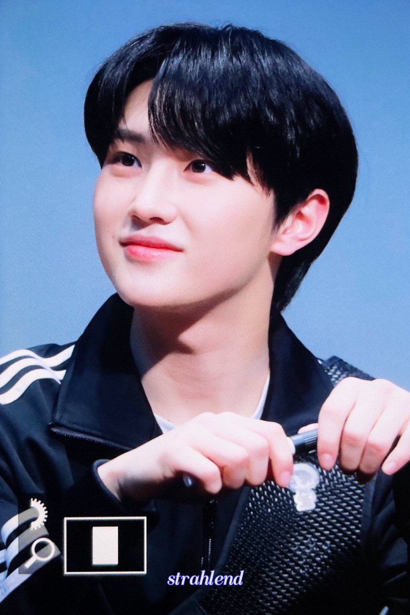 strahlend_th's tweet photo. 230312 300일 ㅊㅋ💝

#TNX #최태훈 #태훈 #TAEHUN https://t.co/adw86KiosS
