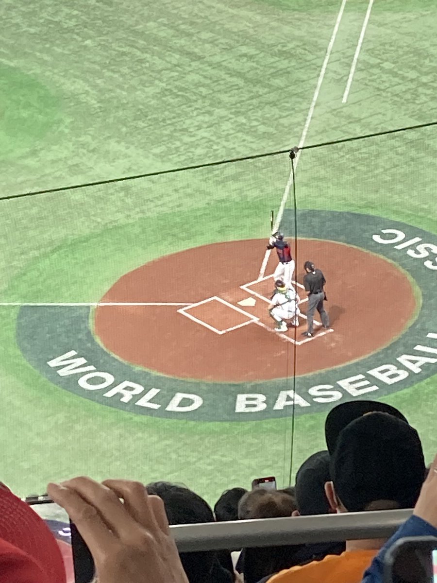 yunyan54's tweet photo. 冷静に考えてたら、WBCは四大会連続で現地行ってた。
2009年　韓国戦 14-2
2013年　 台湾戦4-3
2017年　オランダ戦8-6
2023年　オーストラリア戦7-1

2013と2017の試合が激アツだった。
今日は大谷のホームラン生で観れたのが嬉しい。 https://t.co/DAHrllvBD1