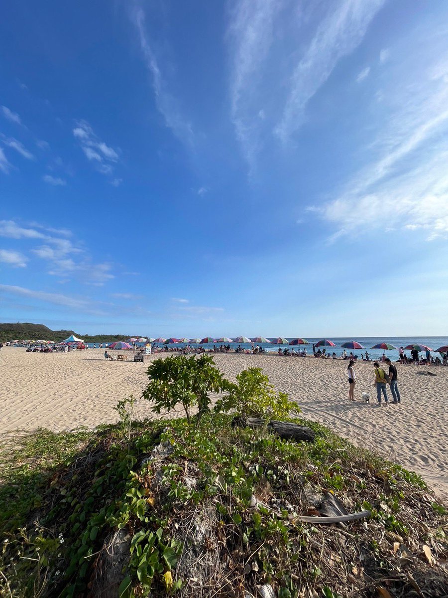 墾丁兩天一夜劃下句點
天氣爆炸好！
謝謝神攝手 <a href="/cheche29788249/">che</a> 哲
照片都好美

看了寬闊的大海
心情卻無法一同寬闊
😂😂 😂😂

可不可以不用上班💼⋯⋯