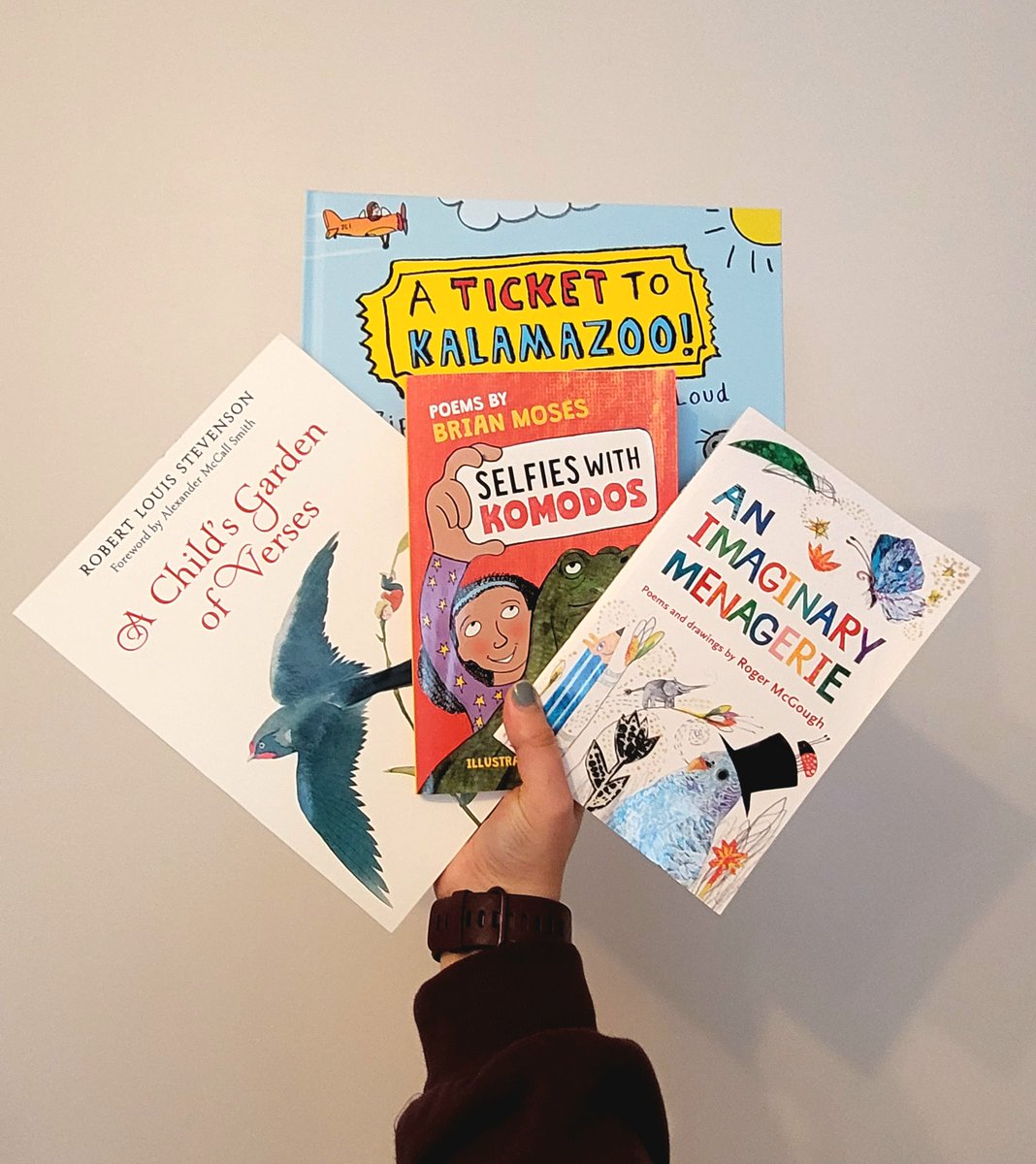 📚 WORLD POETRY DAY GIVEAWAY 📚   

You could WIN this bundle of Otter-Barry #poetry books by <a href="/jamescarterpoet/">James Carter</a>, <a href="/moses_brian/">Brian Moses</a>, #RogerMcGough &amp; #RobertLouisStevenson. 

To enter - simply like, follow <a href="/OtterBarryBooks/">Otter-Barry Books</a>, and RT!

UK only | Ends 31/03 Good Luck!  

<a href="/bouncemarketing/">Bounce Sales and Marketing ❤️📗</a>