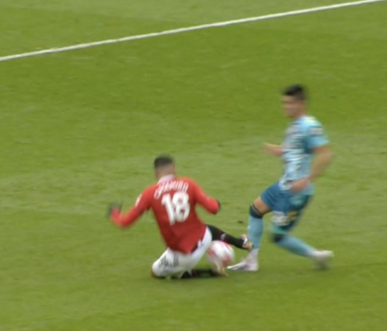 talkSPORT tweet media