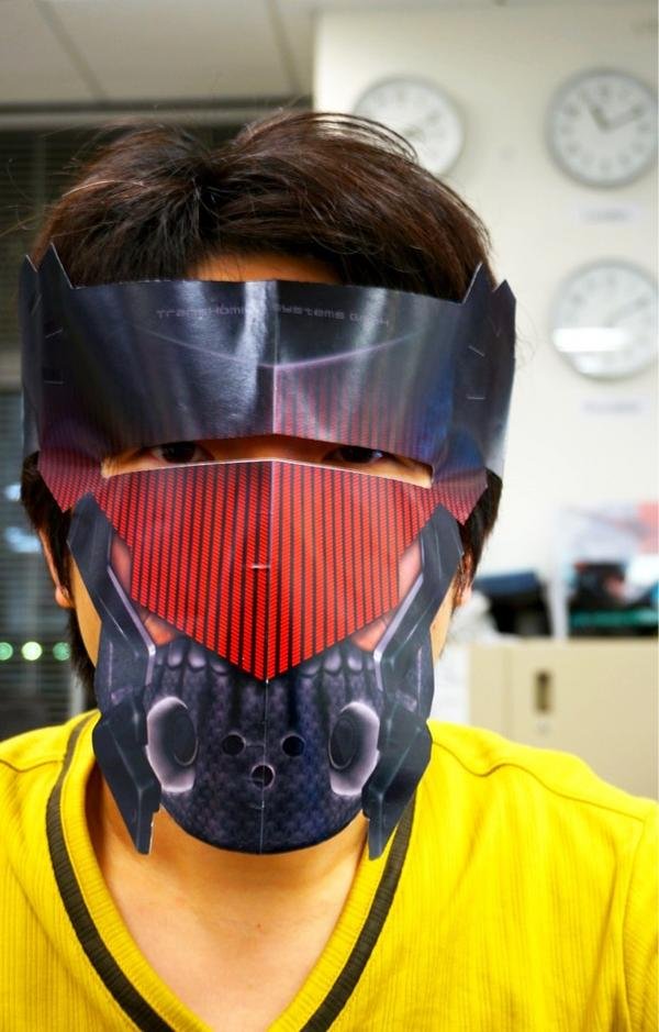 Fighter Betydelig Sightseeing 兵隊 on Twitter: "@autisticraiden Kojima Productions was also making masks  that could be used to become Raiden during MGR. Kojima had been showing the  progress of the masks by having his staff