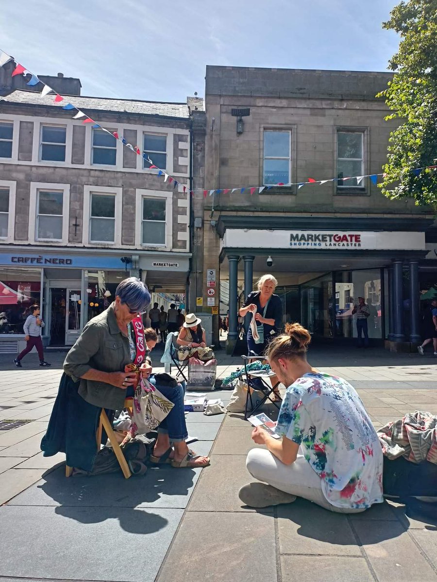sewingclancs's tweet photo. #streetstitching this Friday, 17th of March. 12:30 to 1:30 pm. At Market Square Lancaster, as part of #Springmarket by @FoodFuturesLanc https://t.co/j4f2UTDPY4