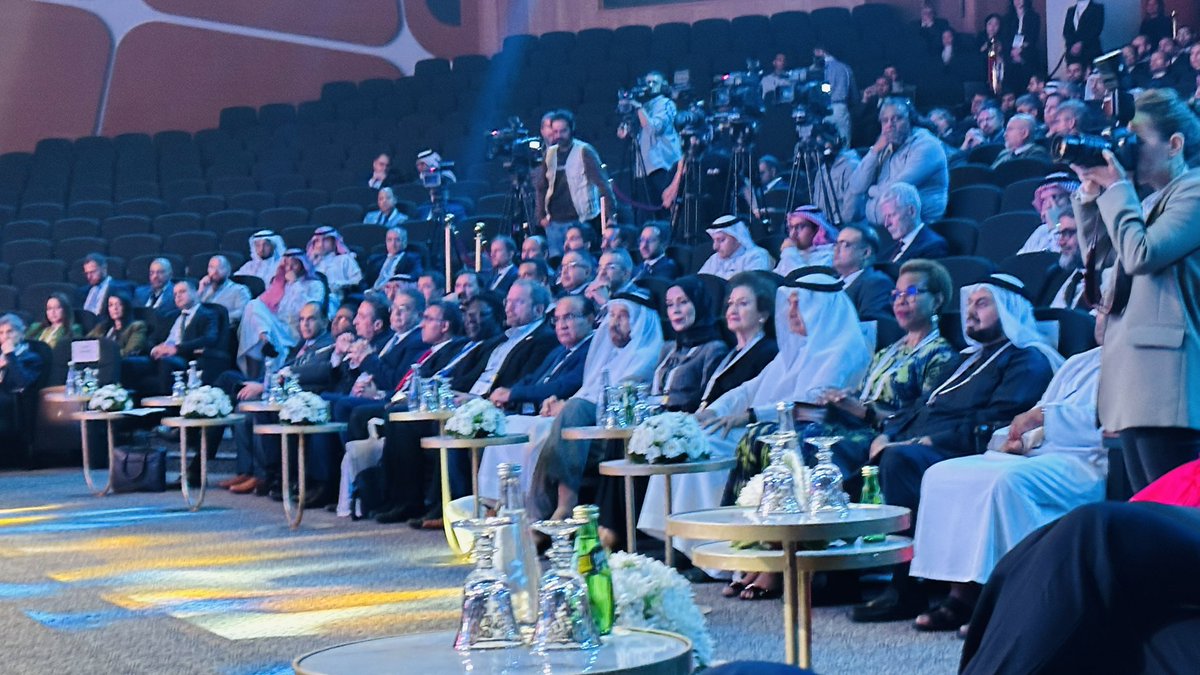 Impressive start to the @QS MENA conference at the American University of the Middle East (AUM). 
Style and and genuine commitment to education and standards. 
<a href="/HenleyBSchool/">Henley Business School</a> and the University of Reading delighted to support as well as the <a href="/AABSchools/">Association of African Business Schools</a>