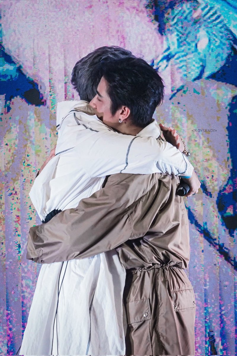 mybabywooyo's tweet photo. ยังเหมือนเดิมเลยนะ😭❤

#JFFanCon https://t.co/oJc3DameW8