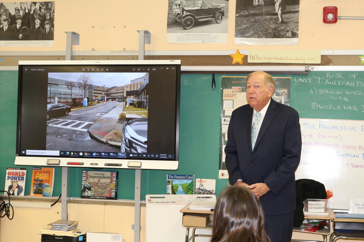 BELLAcademy's tweet photo. BELL Academy concludes Civics For All week by hosting our Annual Career Day.  Promoting college and career readiness in our young leaders. #BELLStrong! #NYCSchools #NYCSchoolsD25 #BELLAcademy https://t.co/tGYZRX3T2v
