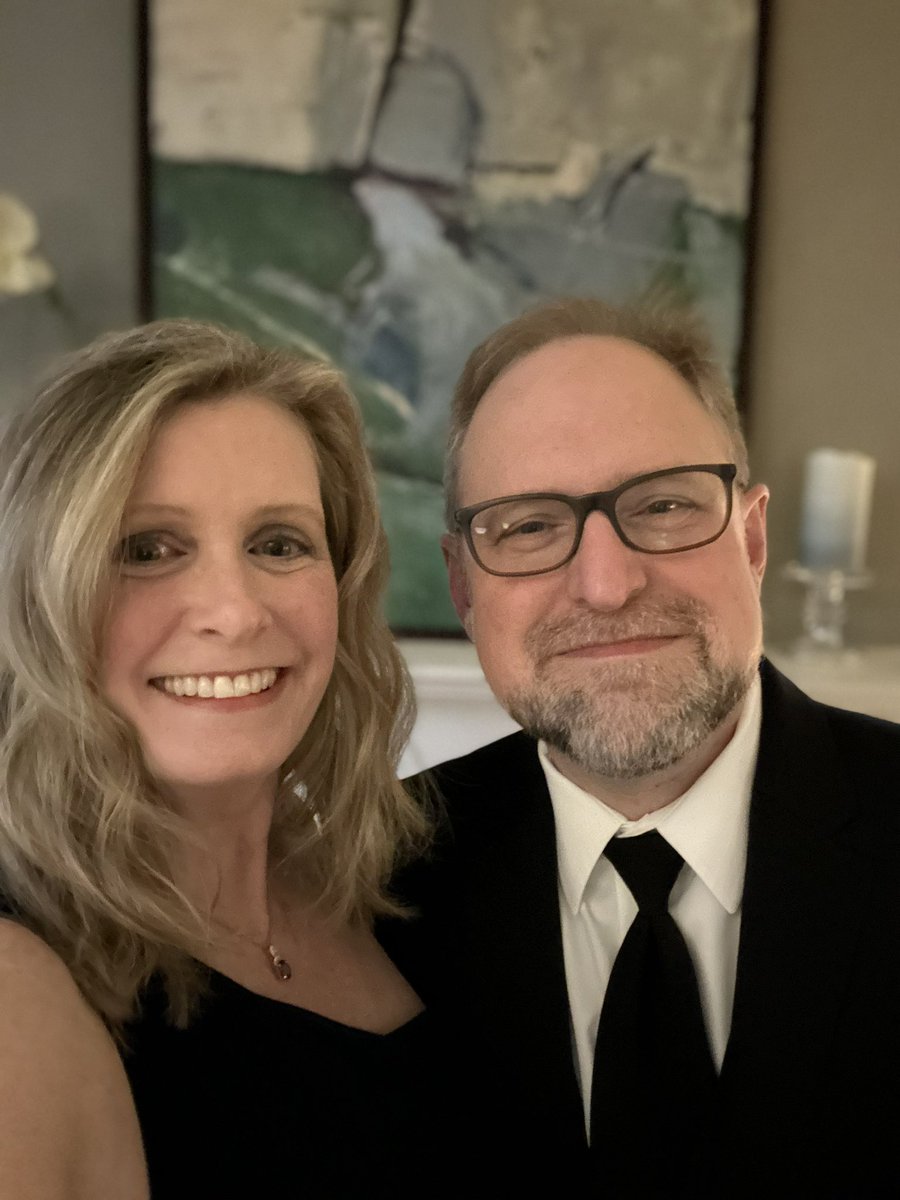 Doodlebags's tweet photo. I don’t post many things other than illustrations on here, but I had a great time out with my wife supporting an organization very important to me, the #americanheartassociation #aha #takecareofyourself #hugyourfamily https://t.co/pMud7847sl