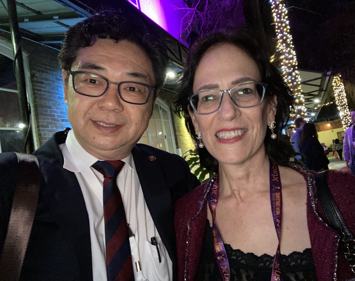 ZhaiJim's tweet photo. Up close to one of the biggest names in modern pathology yet down to earth @LizMontgomeryMD #USCAP23 right after The Maude Abbott Lecture @rovingatuscap @JLHornick #FLPathologists @MerceJorda1 @MayoClinicPath #pathtwitter #pathologists https://t.co/6IN3qes7hM