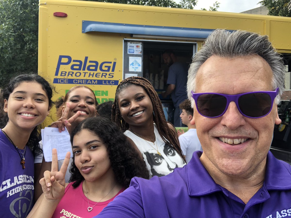 principalbarr's tweet photo. Want to teach at one of the best schools in the US? @ClassicalHSPVD is hiring for Biology teacher, Art teacher, Social Studies teacher and other positions         Come join a winning team Go Purple!!  https://t.co/bocRp3T03f https://t.co/z7m3rjBsLV