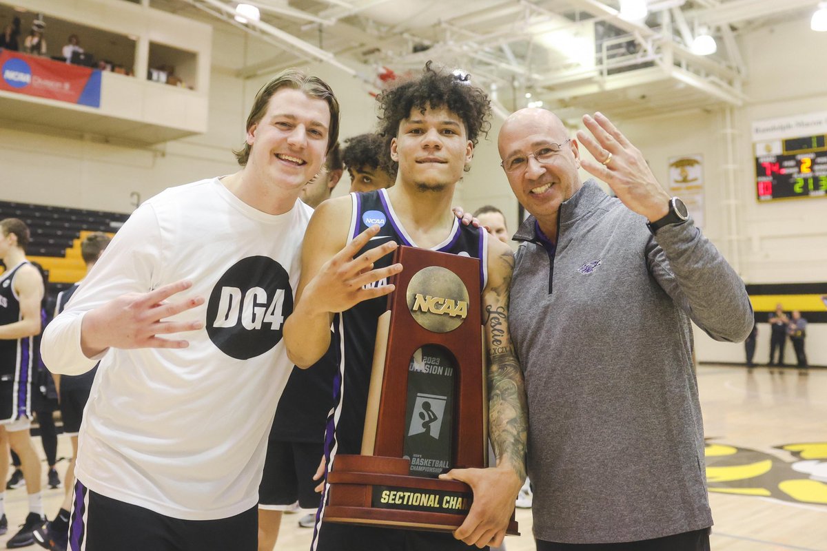 UWWMensHoops's tweet photo. That Final Four Feeling‼️✨⚡️
#dg4 #d3hoops #finalfour https://t.co/51bvjtwRox