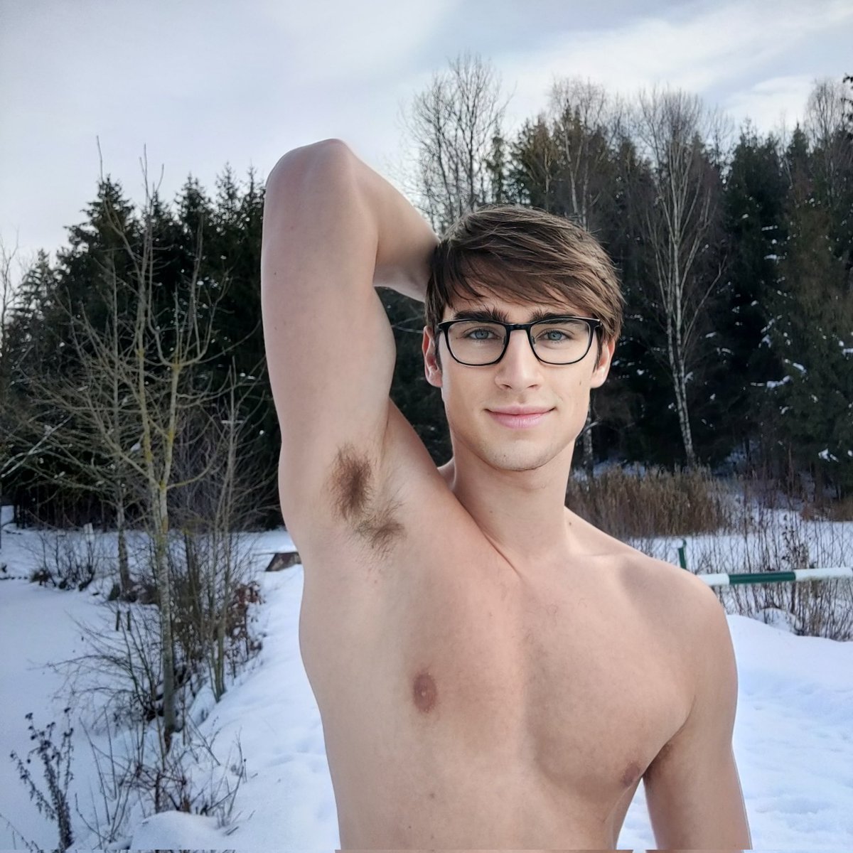 hotjonasheim's tweet photo. 900 members in my onlyfans Community already 
90% Off today 
Link in Bio 😈 https://t.co/83tJUDtOe8