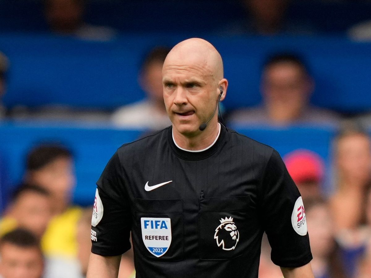 name_is_nessa's tweet image. Anthony Taylor.
The disgrace of football.