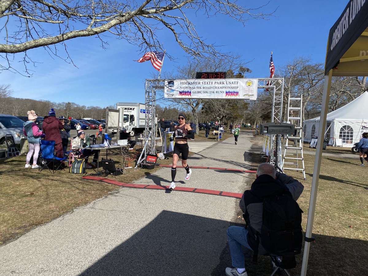 usatf_mut's tweet photo. Andrea Pomaranski at 2:10 with 15k to go is on masters 50 K world record pace, At the Heckscher USATF 50 K Road championships. It’s currently three hours and seven minutes, Plus the course record which is three hours and 15 minutes. She’s leading by at least five minutes. https://t.co/gF4NSjkejT