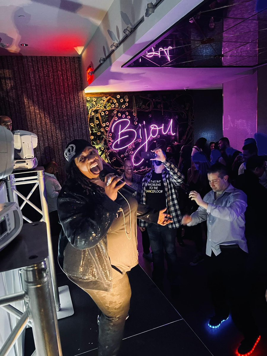 INAYADAY's tweet photo. I had a fun show at the @BijouRestaurant / nightclub on Thursday! Thanks for the call @djtheonyc ! https://t.co/bJn0yihAag