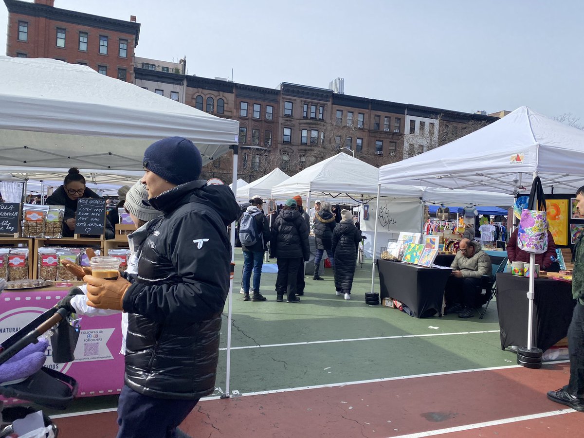 At the NYC Craft Pop Up!! Tune in for more updates on vendors and small businesses!! <a href="/GrandBazaarNYC/">Grand Bazaar NYC</a> 

#craft #artisan #nationalcraftmonth