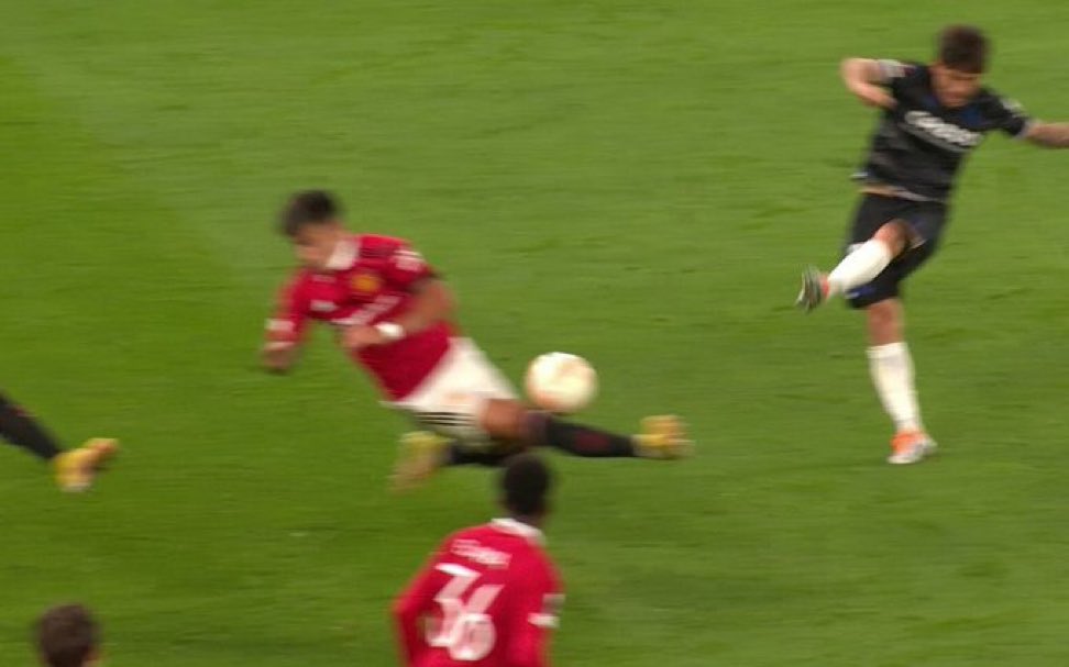 __scottsaunders's tweet photo. Man Utd had a penalty given against them this season for the ball hitting Martinez first on the leg, and then onto his arm.

Yet the second image isn’t a penalty. It’s astounding. https://t.co/bXKsWi5EhY