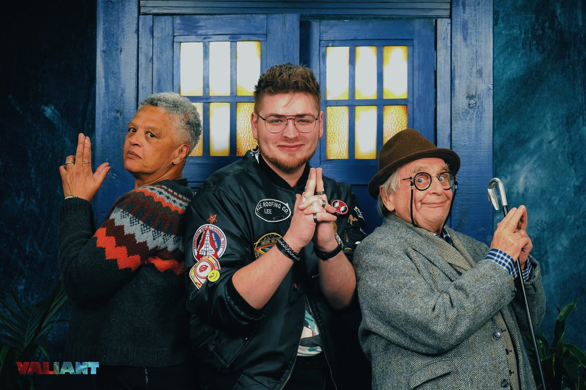 Aaroonio's tweet image. Ancelyn’s Angels! 🤣🤣🤣

📸: @misterphipps 
📹: @ScarecrowSutton 
❤️❤️❤️

@fantomfilms #Valiant2023