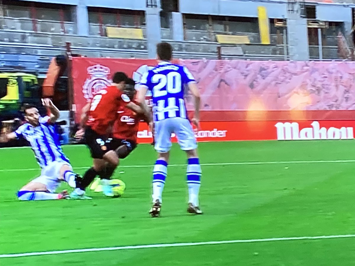 EdwinSmolders tweet media