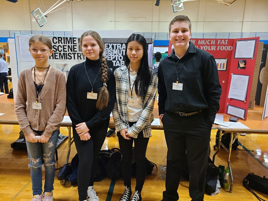 stconstance2019's tweet photo. Congratulations to our 7th and 8th graders who represented SCS at the IJAS Regional Science Fair at Northeastern University.  Thank you Ms DalSanto! @ChiCathSchools @bigshoulderschi https://t.co/38nhC95TaW
