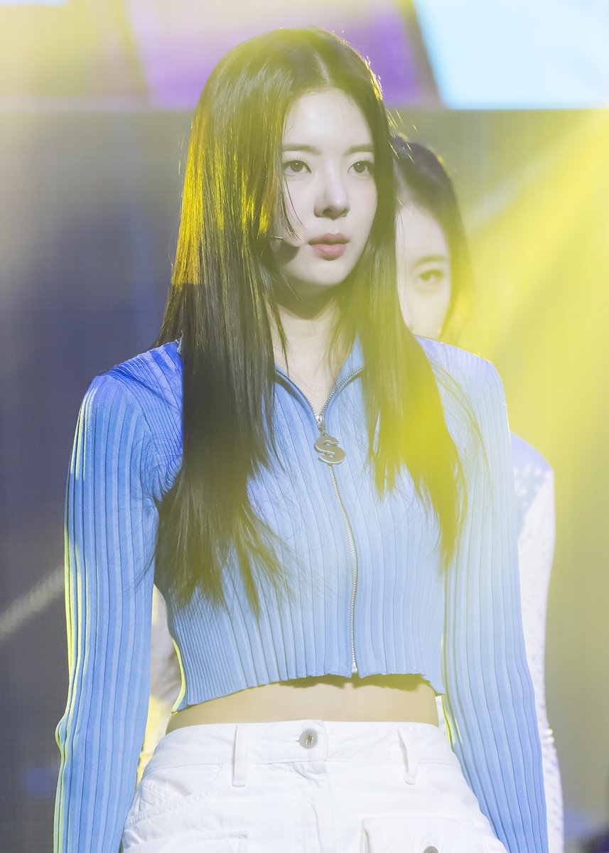 빈털터리 tweet media