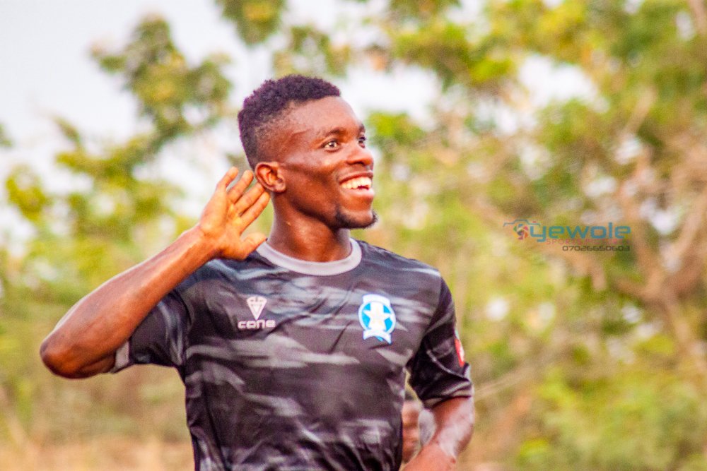 ShootingSc's tweet image. .Halftime:

3SC 2-0 Ilaji FC

⚽14&apos; Samuel Ayanrinde (Pk)
⚽24&apos; Joshua Akpan

#Federationcup.