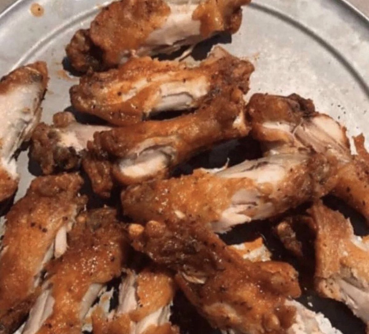 MedicusFallstar's tweet image. i’m stuffed. i completely demolished these wings