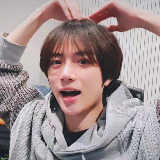 항상밝은모습으로나에게와줘서고마워
범규와매일매일을함께할수있기를
23번째 생일축하해💗💗
 #스물셋_범규가_피워낸_봄의_흔적
#BeomgyuOurStageGenius