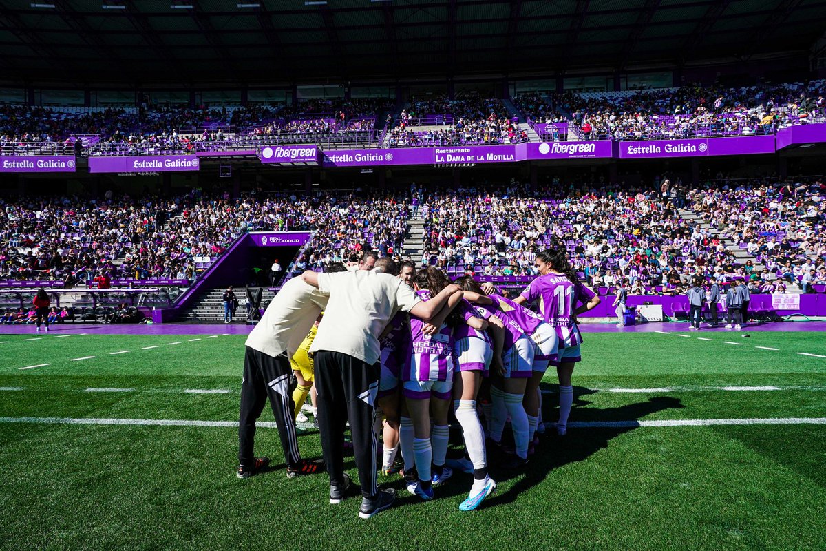 RVfemenino's tweet photo. 💜🤍💜 Un sentimiento. Una pasión.

UN DÍA INOLVIDABLE.

REAL VALLADOLID https://t.co/PAVeG7xxDO
