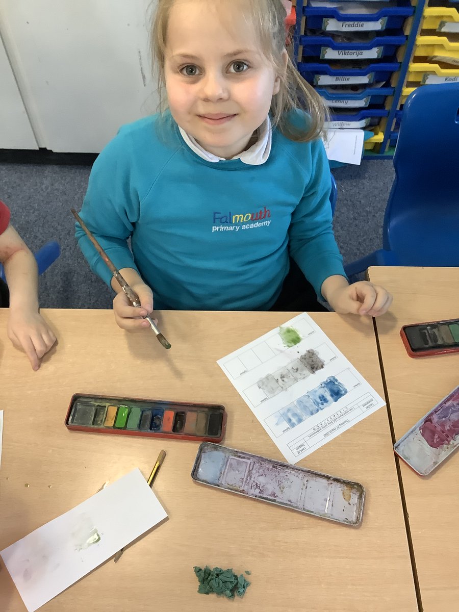 FalmouthPrimary's tweet image. Seahorse Class have been practising with watercolour paints to #create seascape paintings. They #experimented with different tones and then used their observations to make beautiful seascape pieces of #art. #YoungArtists #CreativeLearning