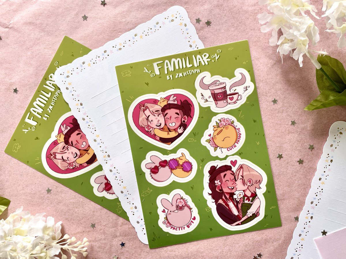 FamiliarComic's tweet photo. 🌷 LEFTOVER SALES OPEN 🌷 

Available items include books, prints, charms, and more! Stock is extremely limited and only available on a first-come, first-serve basis. 

We can't wait for the Familiar family to find a home with you! 🥺🐇🐥

✨ https://t.co/7sY8WCxzK9 https://t.co/qRrqA5wkK7