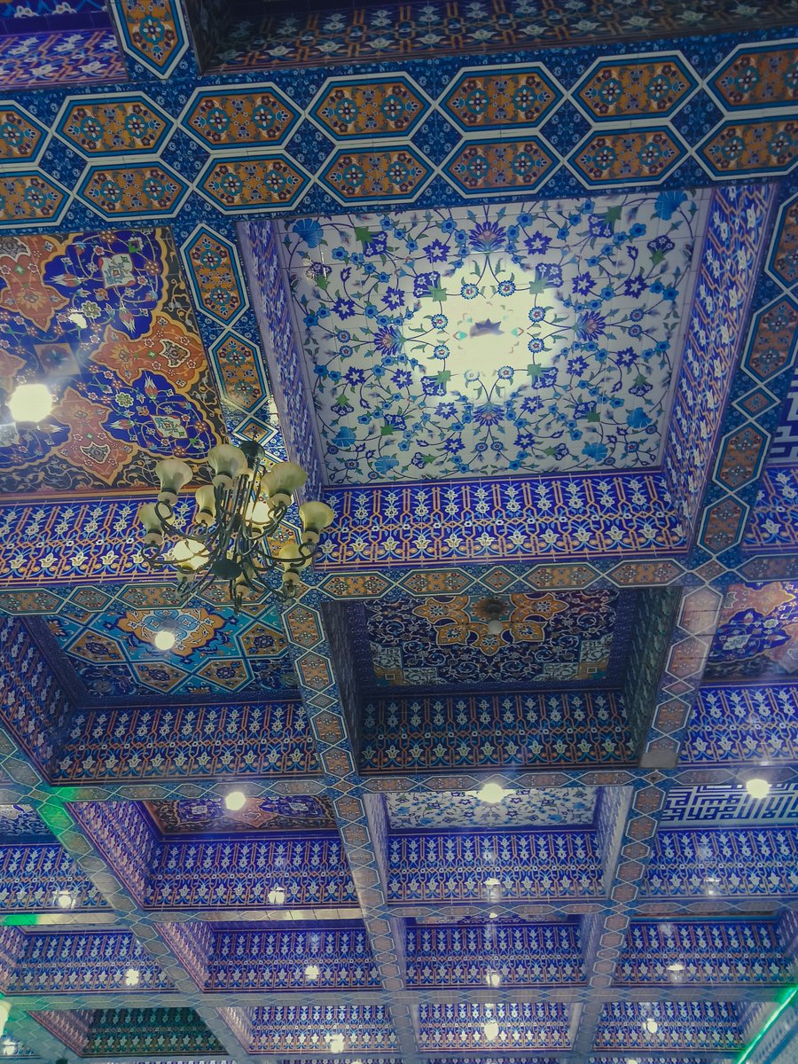 roof of the shrine of Hazrat Abdullah Shah Ghazi (R.A) #DawnNews  #arynews #etribune #tribune #shrine #abdullahshahghazi #design #interior #roofdesign #decoration #artist #arabicdesign #humnews #ARYNewsUrdu #AajNews #storiesofpakistan #bbcurdu #discoverpakistantv