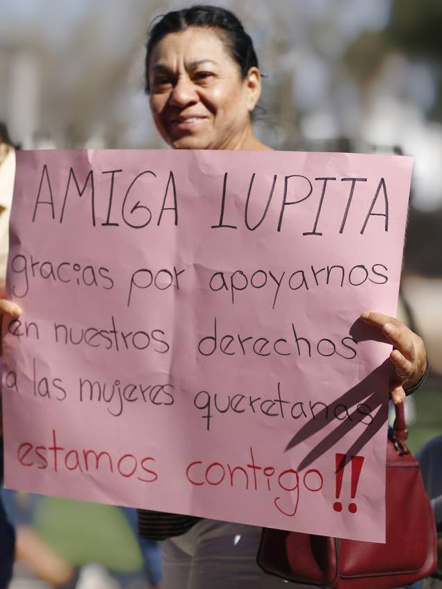 LupitaMurguiaG's tweet photo. Hoy tuve la oportunidad de dar un mensaje a miles de mujeres queretanas, acompañada de las y los liderazgos que definen el rumbo de nuestra ciudad. 

No tengo duda, las mujeres son el motor de Querétaro y la fuerza que nos llevará al siguiente nivel.

#EsTiempoDeLM https://t.co/zHz788rXya