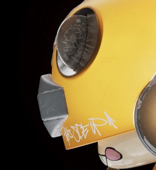 DanMercurius's tweet photo. Wow! The @ore_times_3 💨📦landed safely in my wallet. Casey 🟧0011 is my favorite, details sharp as a shiv! Not sure I’ll burn it 🫠
❤️ how the machine alludes to the #encasing process!
#LetThemKnow #OREMOB ⭕️✨ https://t.co/xEbxrhzrFE