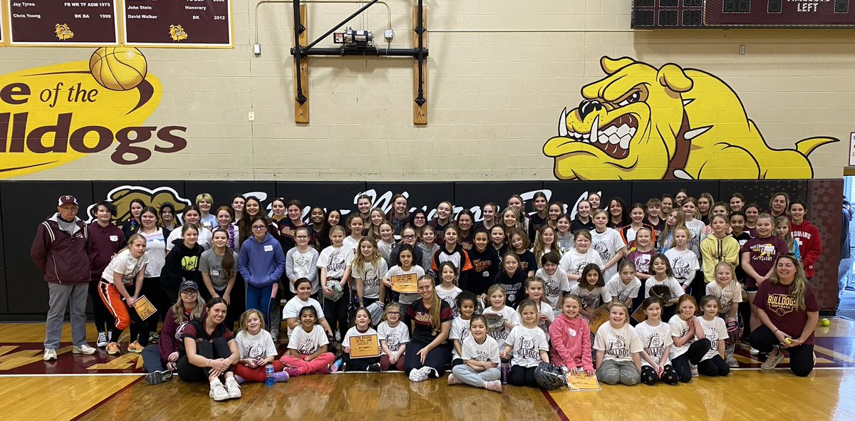 Stow Softball tweet media