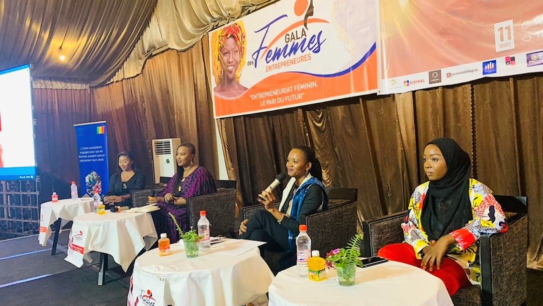 sahayanjani's tweet photo. Congratulations to Ms. Fatoumata Boubou, President, Mouvement Mali Propre &amp; Founder, Gala des Femmes Entrepreneures. At her young age, she is an inspiring example of how leadership &amp; initiative can galvanize the community into action. More power to our Sisters🙏🇮🇳🇲🇱#BamakoDiary https://t.co/jCKjF49YNv