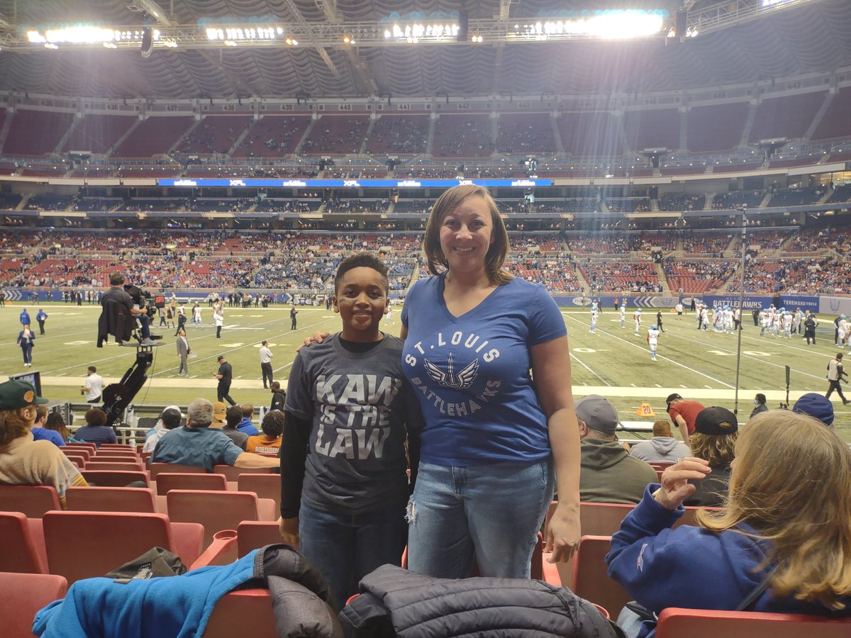 KRoSlay's tweet photo. Let's go #Battlehawks #XFL2023 #homeopener #KAKAW https://t.co/VtK5HxqzKa