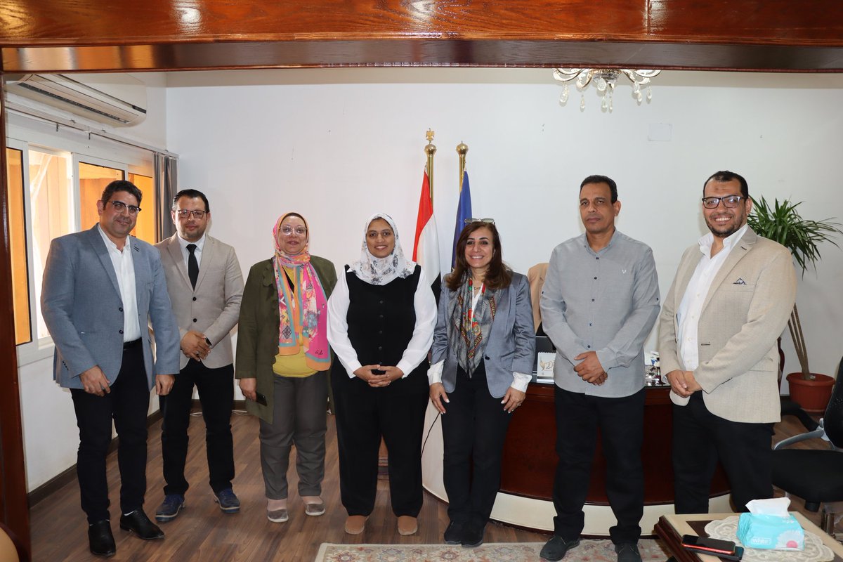 CDCD_News's tweet photo. أسبوع تدريبي جديد للتعلم الإلكتروني والمواطنة الرقمية ضمن أنشطة التنمية المجتمعية الرقمية بالتعاون مع محافظة أسوان 
أسوان، 5-9 مارس 2023
للتفاصيل اضغط هنا:
https://t.co/FZO8uAKG05 https://t.co/FjwPn1Yuor