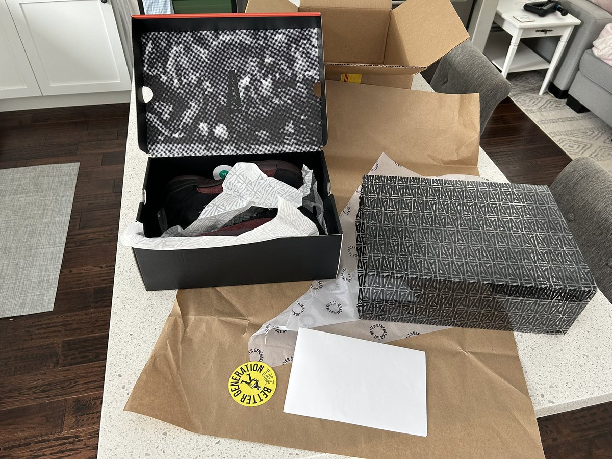 kingjames1983's tweet photo. @TBGeneration  thanks guys.  I loved this Sunday delivery! Cheers. https://t.co/uDU3IQVHvj